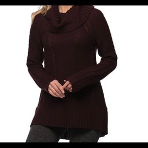 Goode Rider Sweater Small NWT Wine color